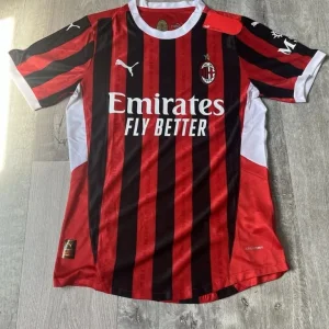AC milan 24/25 home kit (PayPal only and postage sorry)