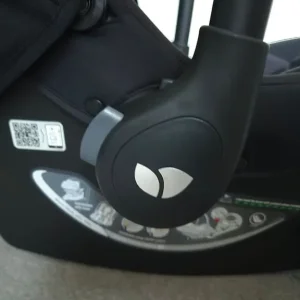 Joie Sprint Signature Isofix Infant Carrier- Eclipse Almost New! - Image 6