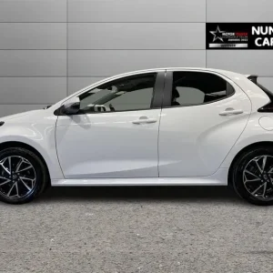 2022 Toyota Yaris 1.5 VVT-h Hybrid Hatchback - Image 6