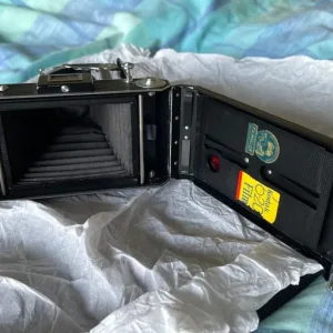 Kodak Vollenda 620 1930s Vintage Folding Camera Postage Available - Image 7