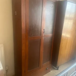 Free wardrobes and dressers
