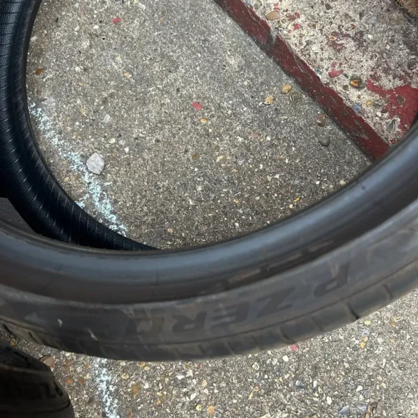 275/30/20 97Y Pirelli P zeros x2