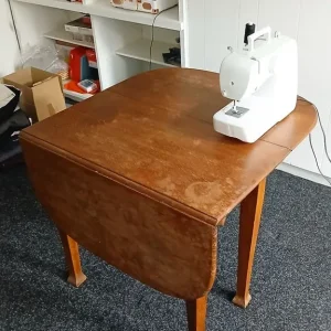 Dining Table - Image 4