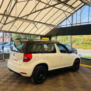 2016 Skoda Yeti 2.0 Yeti Monte Carlo TDI SCR 4x4 4WD 5dr SUV Diesel Manual - Image 5