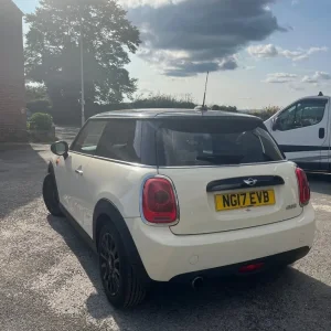 Mini, HATCHBACK, Hatchback, 2017, Manual, 1499 (cc), 3 doors - Image 3