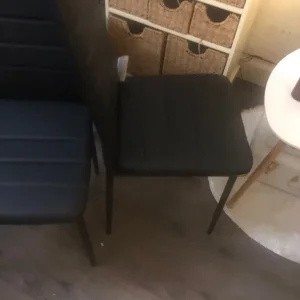 Black chairs 4 - Image 2