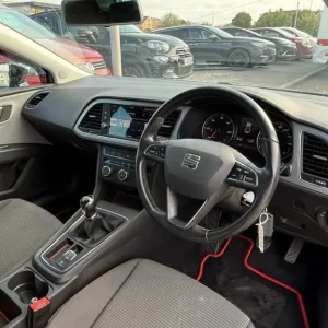 2019 SEAT Leon 1.6 TDI SE Dynamic Hatchback 5dr Diesel Manual Euro 6 (s/s) (115 ps) Hatchback Die... - Image 5