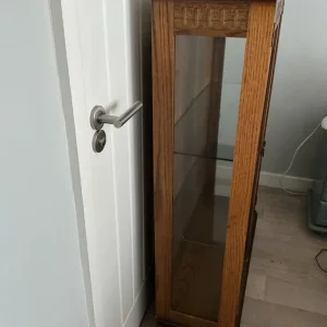 Glass fronted book case - Image 2