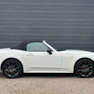 2016 66 FIAT 124 SPIDER 1.4 MULTIAIR LUSSO PLUS CONVERTIBLE 2DR PETROL EURO 6 - Image 8