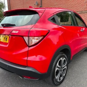 Honda HR-V I-DTEC SE NAVI 94k SERVICED MOTD NEW BRAKES AND TYRES - Image 6