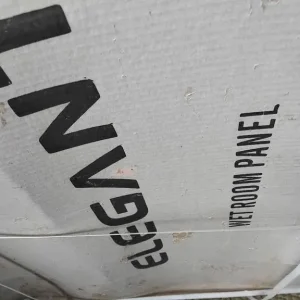 Elegant wet room shower screen - Image 2