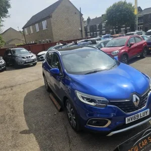 2019 Renault Kadjar 1.3 TCe S Edition Euro 6 (s/s) 5dr HATCHBACK Petrol Manual - Image 2