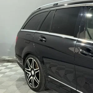 MERCEDES-BENZ C CLASS 2.1 C250 CDI AMG Sport Plus G-Tronic+ Euro 5 (s/s) 5dr - Image 4