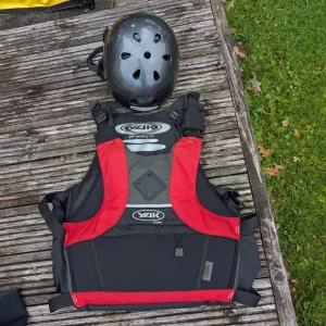 Wavesport kayak and full kit - Image 7