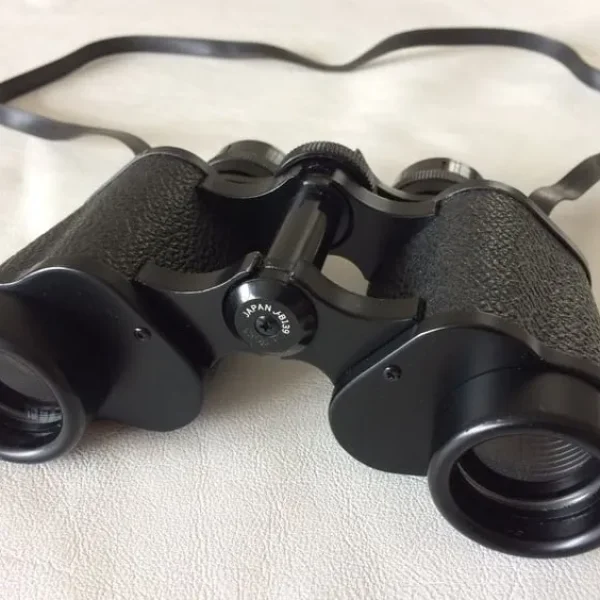 Astra De-Luxe binoculars ~ Made in Japan. 8 x 30