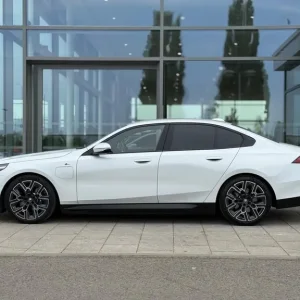 2025 BMW 5 Series 530e M Sport 4dr Auto Saloon Hybrid Automatic - Image 4