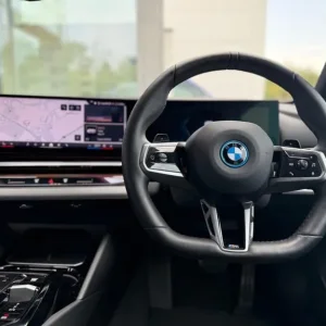 2025 BMW 5 Series 530e M Sport 4dr Auto Saloon Hybrid Automatic - Image 6