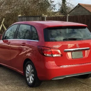 2015 Mercedes-Benz B-Class MERCEDES-BENZ B180 BLUE EFF SPORT 1.6L PETROL AUTO 15-65 RED ULEZ FRES... - Image 4