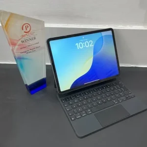 Apple iPad Pro 11 inch (4th Generation) Apple M2 128GB Storage Space Grey With Keyboard and Box - Image 5