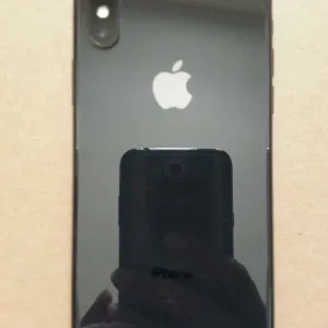 Apple iPhone X (64GB Memory) *Unlocked* in Perfect Working Condition - Image 3