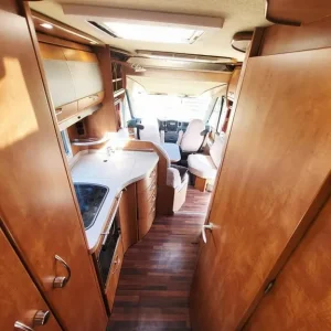 Carthago Chic E-Line 50 2009 4 berth/belt 54k 3L LHD 5000kgs 7.89m - Image 5