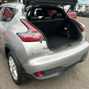 2016 Nissan Juke 1.2 DiG-T N-Connecta 5dr HATCHBACK Petrol Manual - Image 5