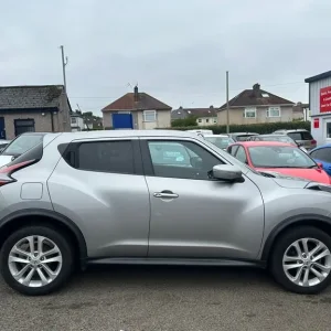 2016 Nissan Juke 1.2 DiG-T N-Connecta 5dr HATCHBACK Petrol Manual - Image 8