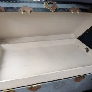 Vintage grey military travel trunk with steamers and original address - Image 5