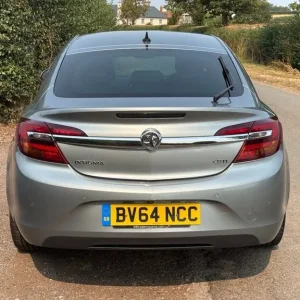 2015 Vauxhall Insignia 2.0 CDTi Elite Nav Hatchback 5dr Diesel Auto Euro 5 (163 ps) Hatchback Die... - Image 8