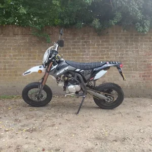 Kurz RT1 50cc Road Legal Dirt Bike - Image 2