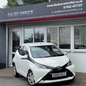 2015 Toyota AYGO 1.0 VVT-i x-play Hatchback 5dr Petrol Manual Euro 5 Euro 5 (68 ps) Hatchback Pet...