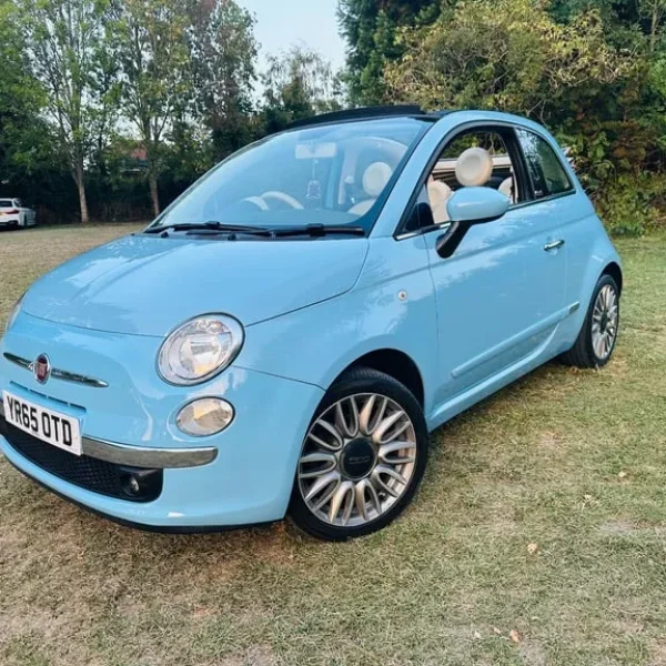 Fiat 500C Lounge Convertible £20 road tax full service history cheap insurance