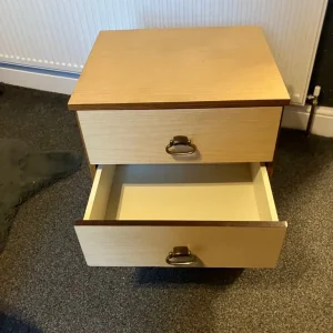 Bedside table in excellent condition can deliver for a small charge - Image 5