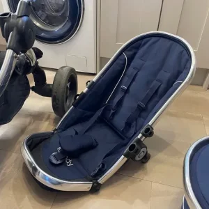 iCandy Peach Carrycot and Pram - Image 4