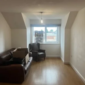 Flat to rent - Image 3