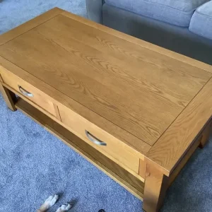 Medium oak coffee table in good condition | in Cheddar, Somerset - Image 3