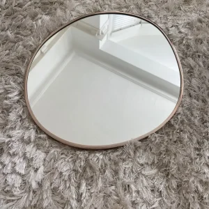 Pebble Mirror