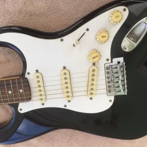 Fender Squier Strat - Affinity series guitar - - Image 3