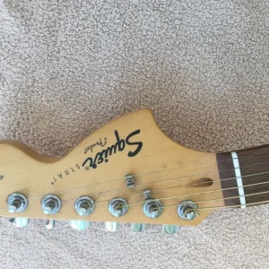 Fender Squier Strat - Affinity series guitar - - Image 4