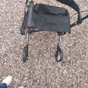 mobility walker - Image 3