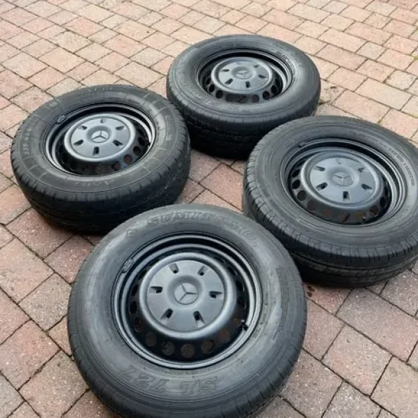 4x Mercedes Sprinter VW Crafter 16" Wheels & Tyres 235 65 16