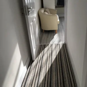 Large studio in friar street Reading TC next to station and oracle - Image 4