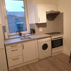 1 BED FULLY FURNISHED FLAT IN ROSEMOUNT - Image 8