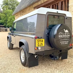 2014 Land Rover Defender Hard Top TDCi [2.2] PANEL VAN Diesel Manual - Image 4