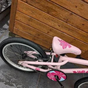 kinx girls bike 20inch Wheels - Image 7