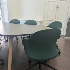 Sedus Mastermind Office Meeting Conference Boardroom table seats 6 - 8 - Image 5