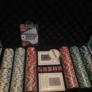 Brand new poker set with chips - Image 4