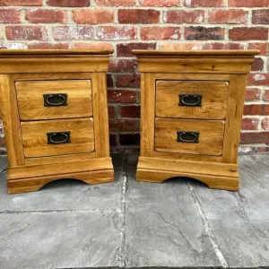 Pair of Solid Oak Bedside Tables - Excellent Condition - Image 4
