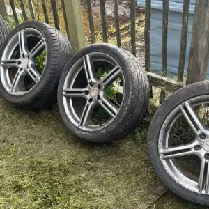 2x westlake 226/40zr 18 92w xl extra load low profiles very good CONDITION