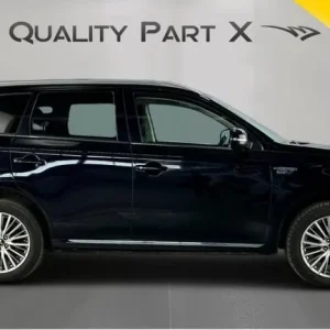 2021 Mitsubishi Outlander 2.4h TwinMotor 13.8kWh Design CVT 4WD Euro 6 (s/s) 5dr ESTATE Petrol/El... - Image 2